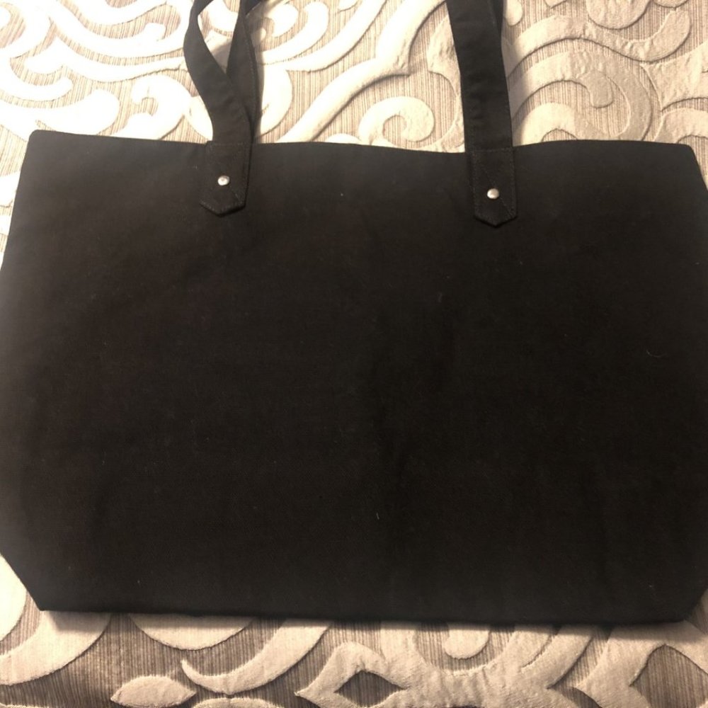 The Body Shop Black Friday Tote Bag Purse Beauty - Picture 3 of 4